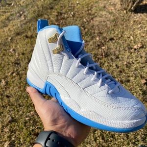 Jordan 12 University Blue. Size 4.5Y/6W